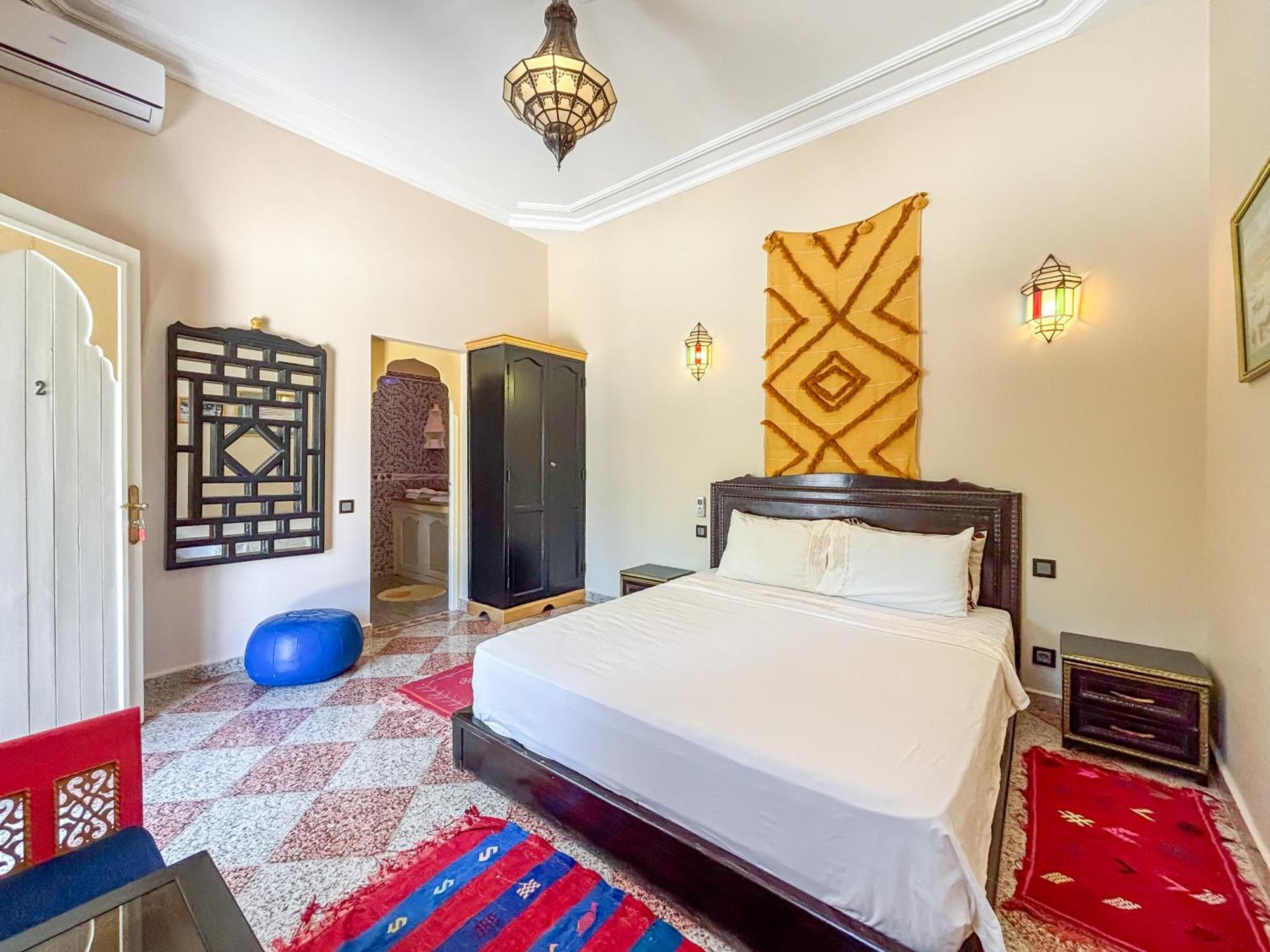Le Bleu House Bed & Breakfast Sidi Abdallah Ghiat Екстериор снимка