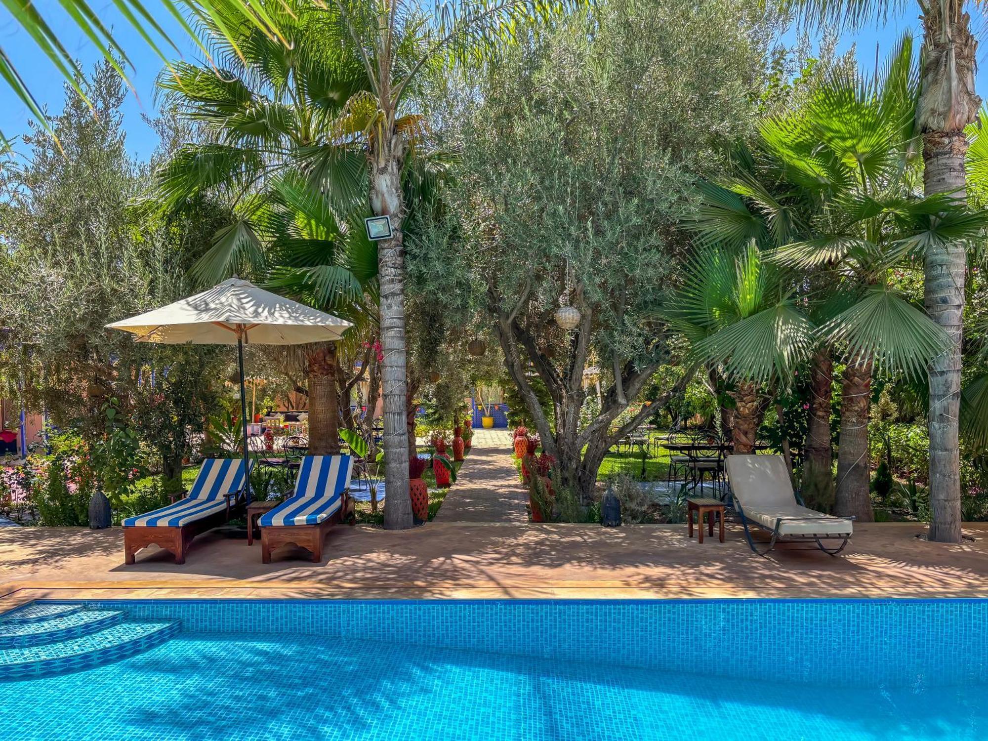 Le Bleu House Bed & Breakfast Sidi Abdallah Ghiat Екстериор снимка
