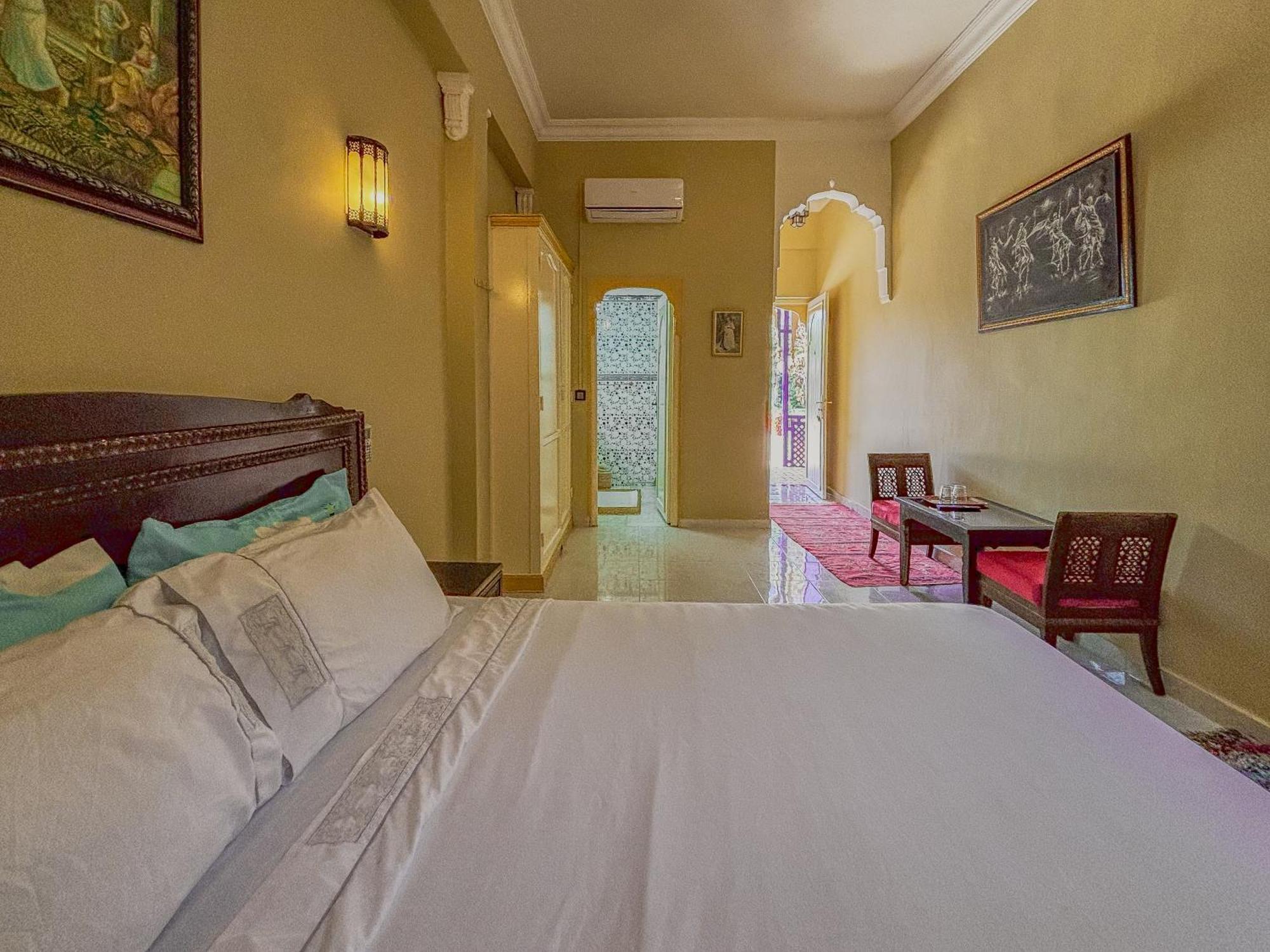 Le Bleu House Bed & Breakfast Sidi Abdallah Ghiat Екстериор снимка